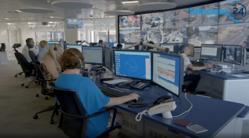Photo of the Telecare24 emergency response monitoring centre
