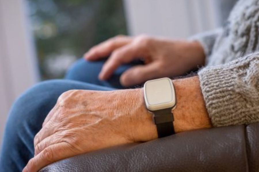 personal-alarm-wrist-close-up